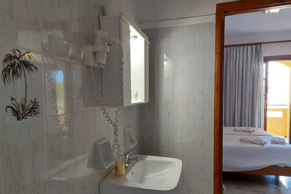 Menelaos Apartments Daratsos 외부 사진