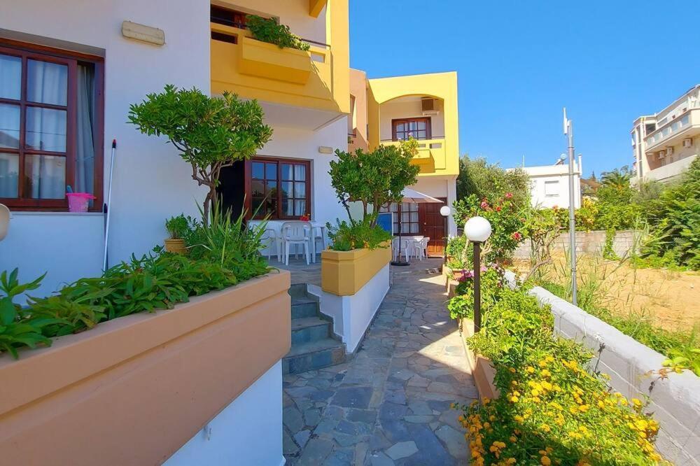 Menelaos Apartments Daratsos 외부 사진