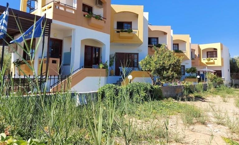 Menelaos Apartments Daratsos 외부 사진